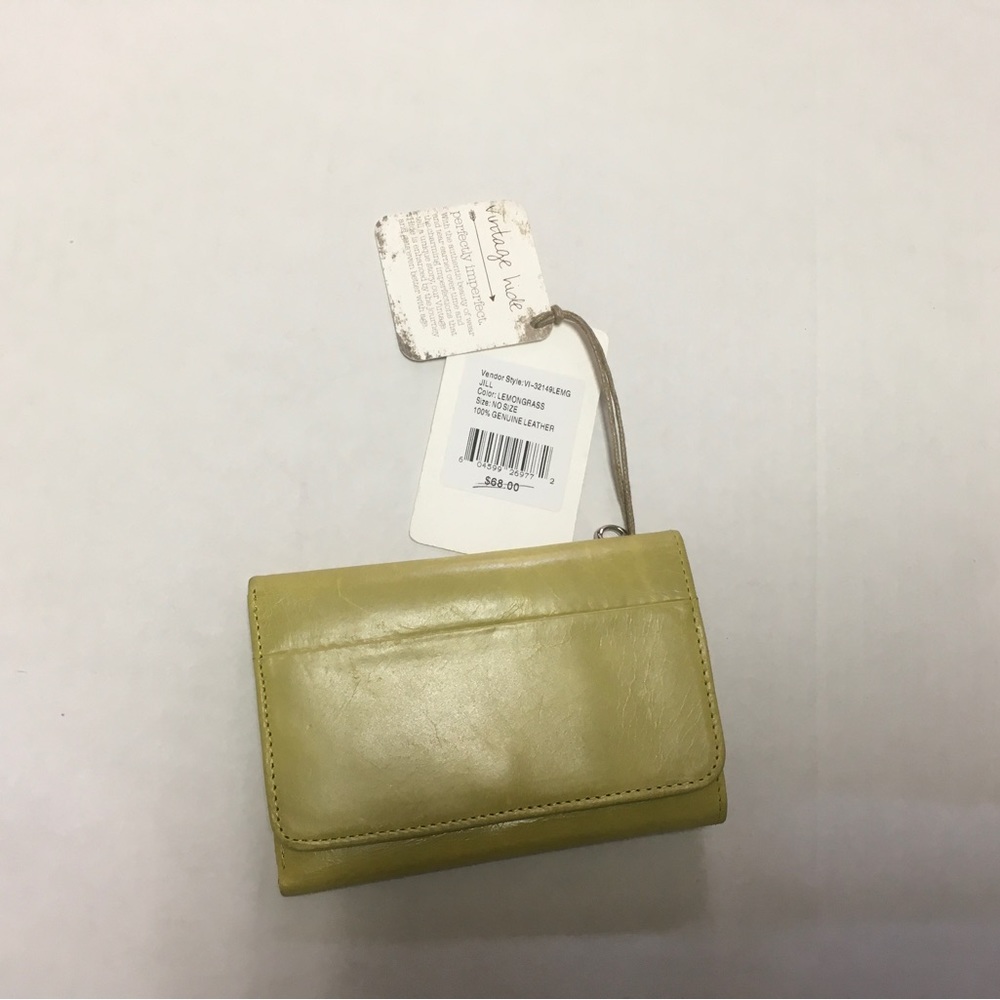 Hobo NWT Leather Wallet (Jill)